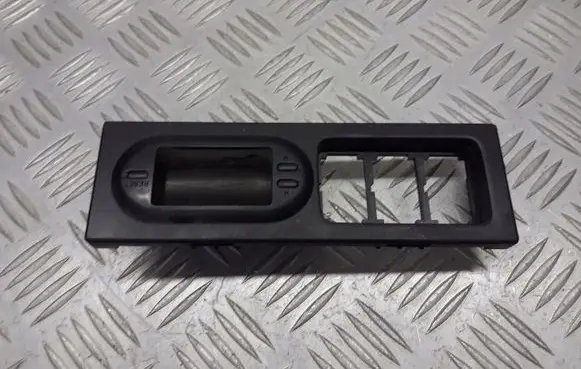 Mazda Demio Clock 