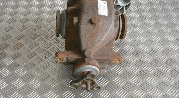 BMW 3 E90 E91 Rear differential 7529099