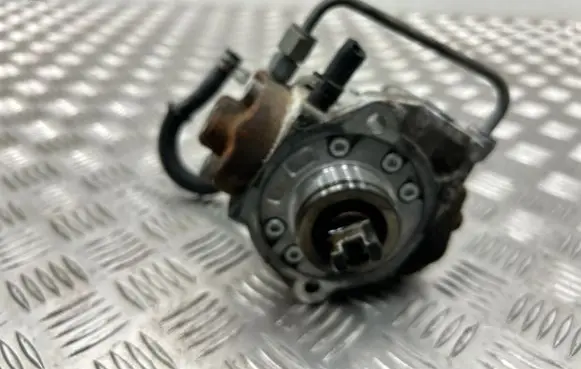 Fuel injection high pressure pump