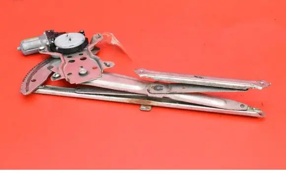 Nissan Pixo Front door window regulator with motor 83530M63J00