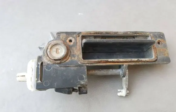 Mercedes-Benz C W202 Loading door exterior handle 