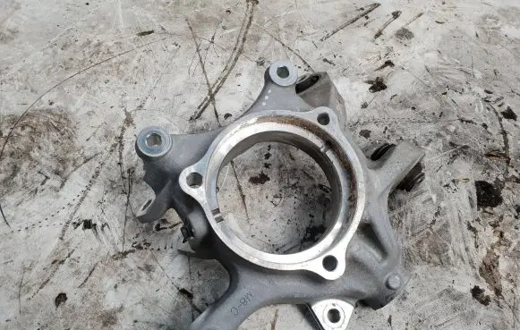 KIA EV6 Rear wheel hub spindle/knuckle 7400