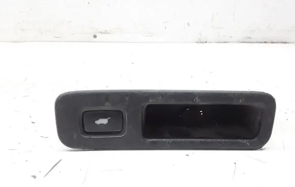 Honda Accord Tailgate opening switch 