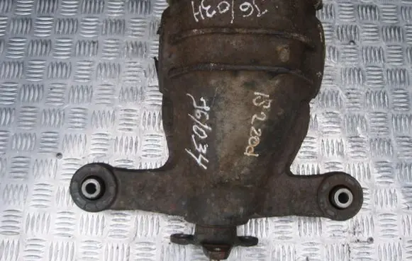 Lexus IS 220D-250-350 Rear differential 32H01W178 J6/034