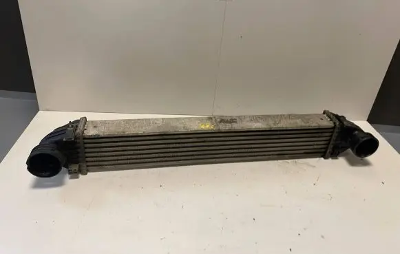 Mercedes-Benz A W169 Intercooler radiator B1025