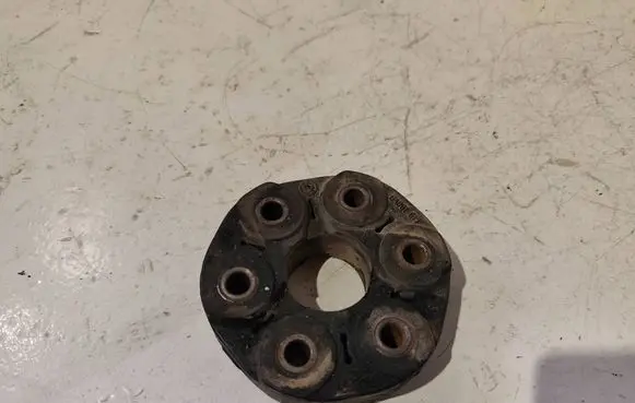 BMW X5 E53 Rear prop shaft donut coupling/joint 7503159