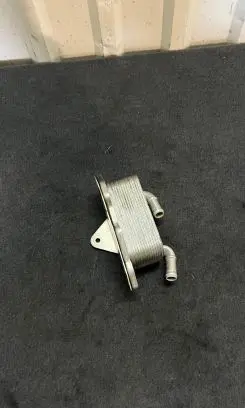 Engine oil radiator