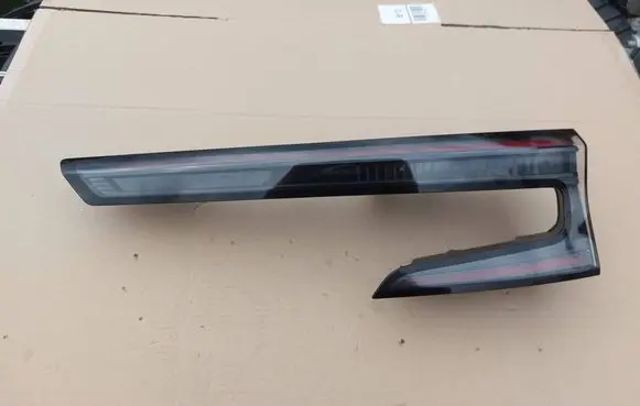Renault Austral Tailgate rear/tail lights 265504393R