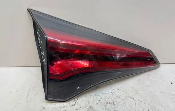 Toyota RAV 4 (XA40) Tailgate rear/tail lights 8159042031 A4Q2420001 4817