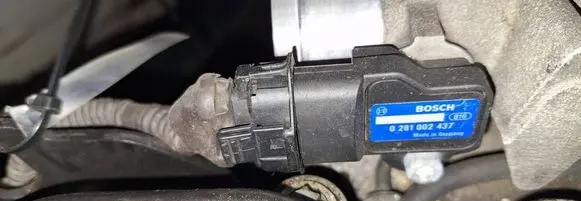 Opel Vectra C Air pressure sensor 0281002437