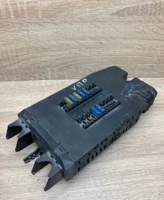 Mercedes-Benz Vito Viano W638 Fuse module 0005400650 08501002