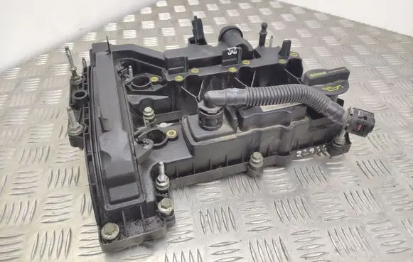 Ford Focus Rocker cam cover DM5G6007LC