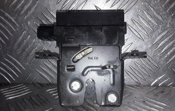 Renault Espace IV Tailgate/trunk/boot lock/catch/latch 8200090403f
