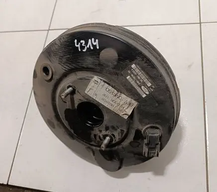 Ford Focus Brake booster DV612B195SD 03786263334