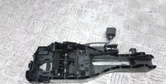 Porsche Macan (95B) Rear door exterior handle/bracket 0107530042
