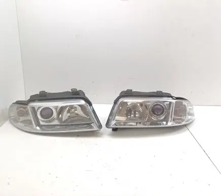 Audi A4 S4 B5 8D Headlight/headlamp 8D0941003AK 8D0941004AK