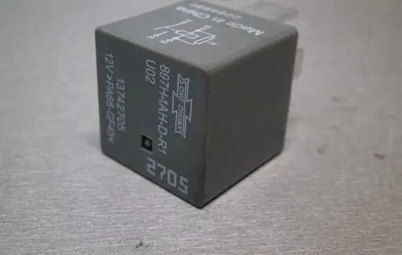 Fiat Freemont Other relay 13742705 2705