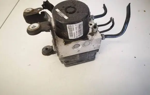 Volvo V70 ABS Pump P30681619