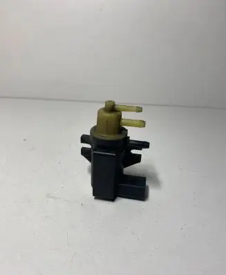 Skoda Octavia Mk2 (1Z) Vacuum valve 1K0906627A 08T032 70086800
