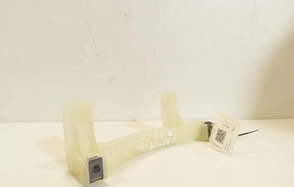 Front door exterior handle/bracket