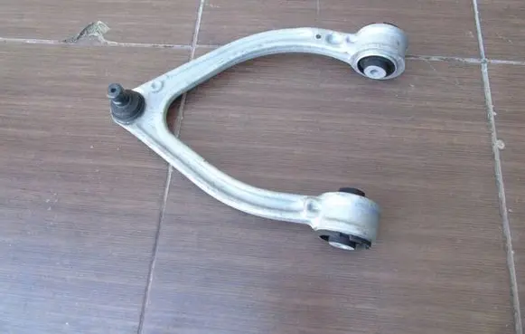 Mercedes-Benz S W222 Front upper control arm/wishbone 