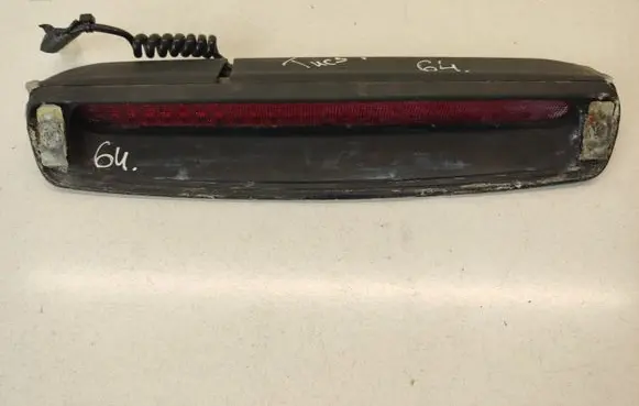 Hyundai Tucson JM Third/center stoplight