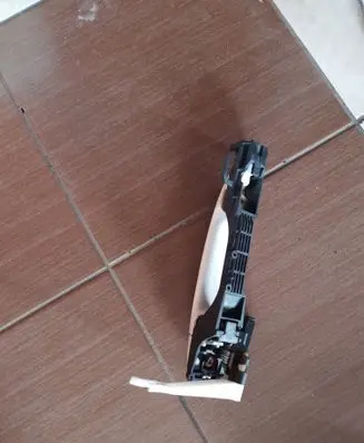 Toyota Land Cruiser (J120) Front door exterior handle