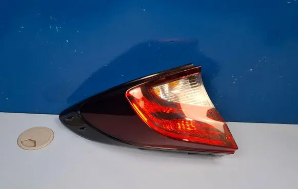 Toyota C-HR I Rear/tail lights 81560F4120 18957F