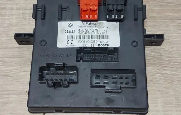 Audi A6 S6 C6 4F Comfort/convenience module 4F0907279