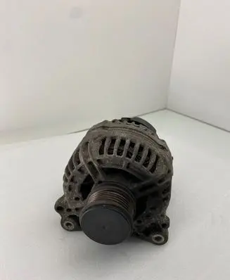 Volkswagen Caddy Generator/alternator 06F903023F 0124525091