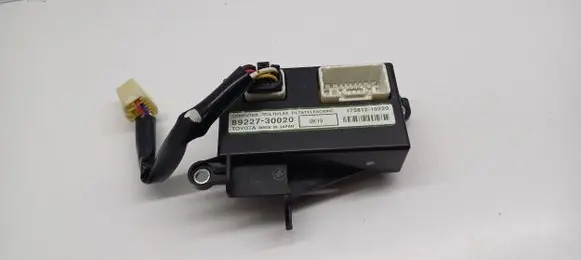 Lexus IS 220D-250-350 Other control units/modules 8922730020