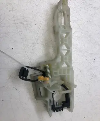 Rear door exterior handle/bracket
