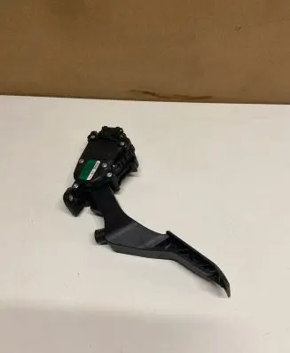 Volkswagen Transporter - Caravelle T5 Accelerator throttle pedal 7E1721503C 6PV00849643