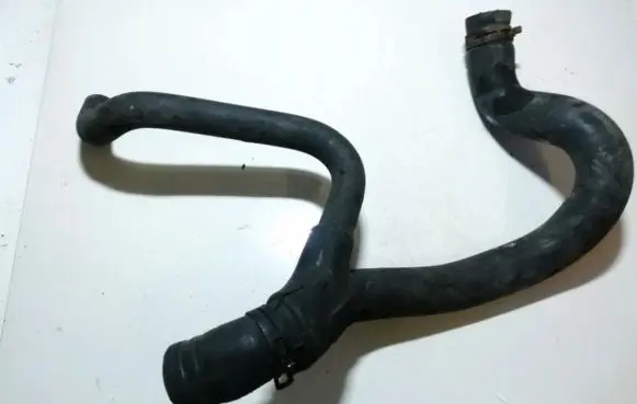 Ford Mondeo Mk III Engine coolant pipe/hose