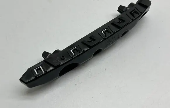 Nissan Pulsar Front bumper mounting bracket 622253ZL0A
