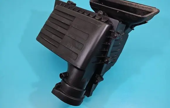 Air filter box