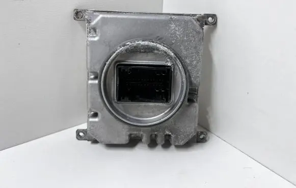 Audi Q7 4M Headlight ballast module Xenon 7PP941572A 7PP941572AF