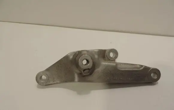 Ford Focus Engine mounting bracket F1F1-7M125-BA