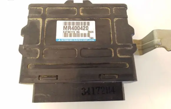 Mitsubishi Pajero Other control units/modules MR400420 X2T34172H4