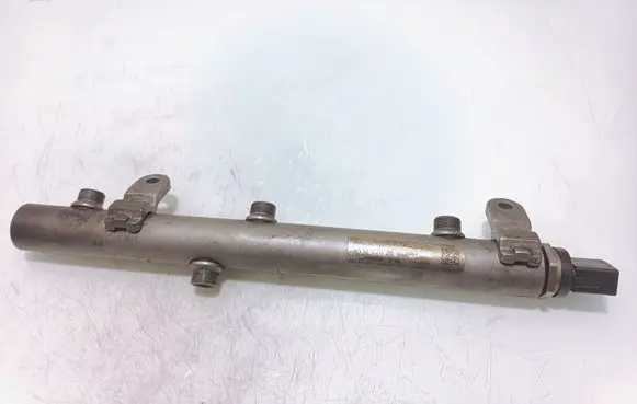 Fuel main line pipe
