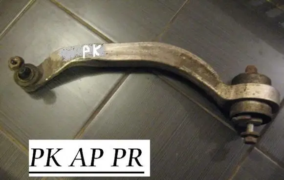 Volkswagen PASSAT B5 Front lower control arm/wishbone 4D0407695J 616440420