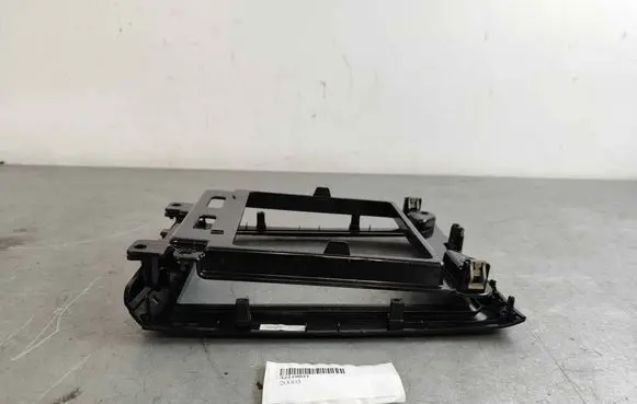 Volvo XC90 Dashboard center trim panel 32219021 31417693