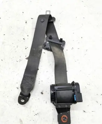 KIA Optima Rear seatbelt 898102T000VA