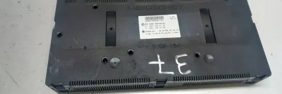 Mercedes-Benz S W221 SAM control unit A2215402462 2215402462