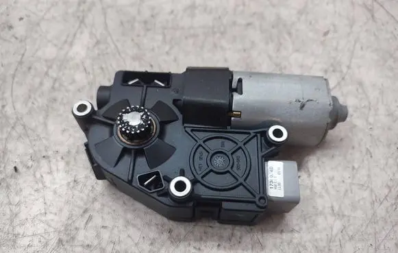 Mercedes-Benz E W212 Sunroof motor/actuator A2128200008