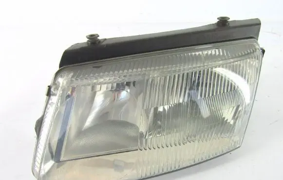 Volkswagen PASSAT B5 Headlight/headlamp 14742500