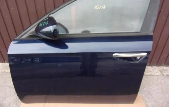 Alfa Romeo 159 Front door