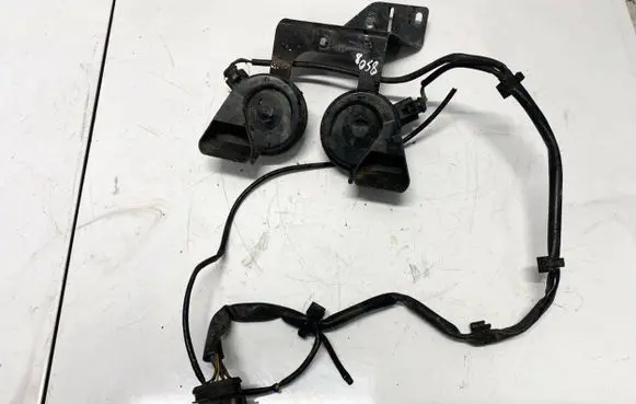 Porsche Cayenne (9PA) Horn signal 4F0951229