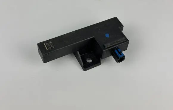 Audi A4 S4 B8 8K Keyless (KESSY) go control unit/module 8K0907247 33542221