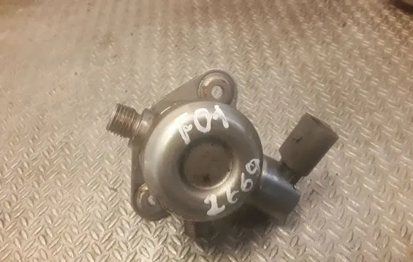 BMW 7 F01 F02 F03 F04 Mechanical fuel pump 7595339